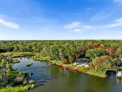 900 NW Snug Harbor Rd