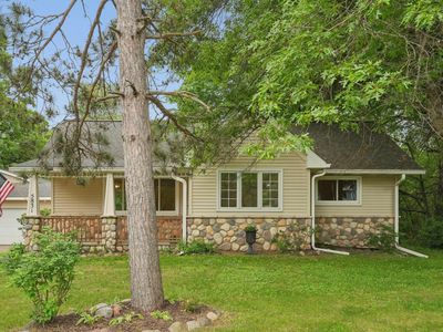 5831 E Viking Blvd