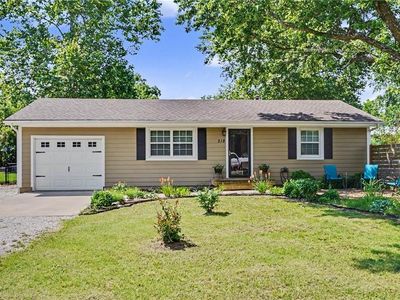 218 Cedarlane Dr