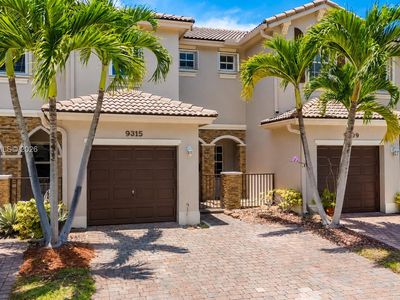 Property at 9315 SW 221st St, Cutler Bay, FL
