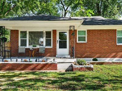 1043 Clay Ave