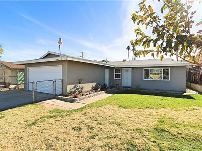 1608 De Anza St