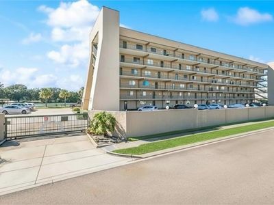 4000 Davey St APT 401