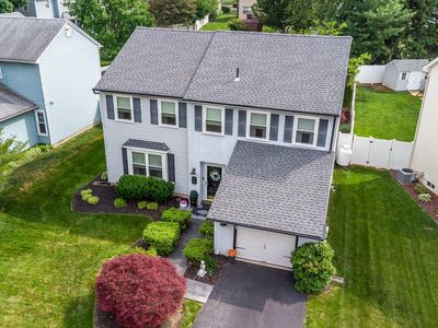 5 Pebble Dr