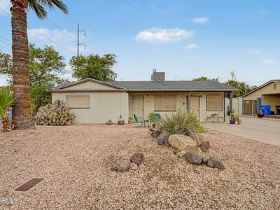 1202 E BECKER Lane