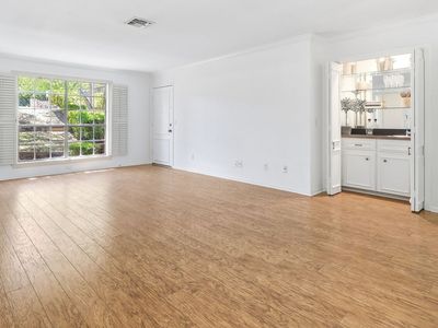 7926 Broadway #107