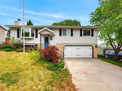 919 Squire LANE