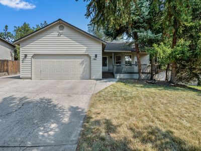 1961 NE Windy Tree Ct