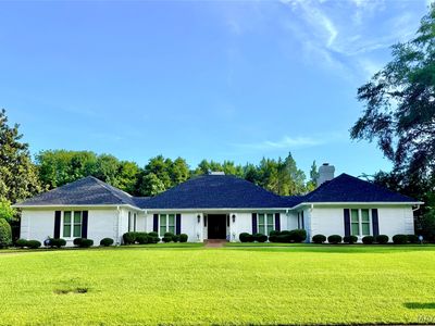 1109 Keith Way