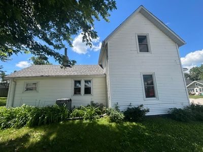 Property at 712 State St, Tama, IA