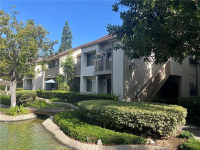 10530 Lakeside Dr N Unit G