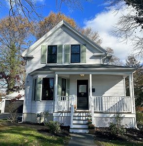 22 Laurel St