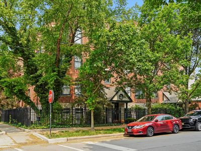 2500 N Seminary Ave APT 4W