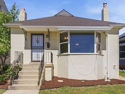 257 E 10th Ave N