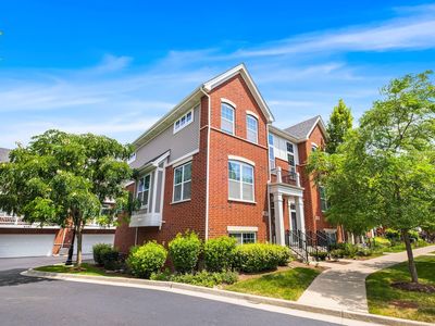 207 Capulina Ct