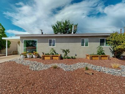 10521 San Jacinto Ave NE