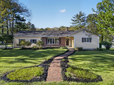 64 Candlewood Lane