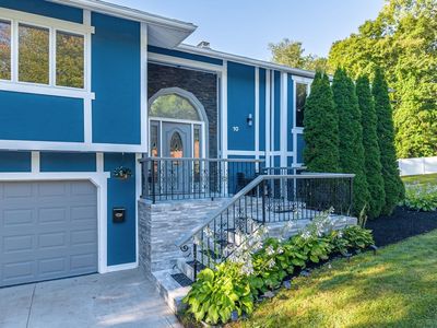10 Robert Dr