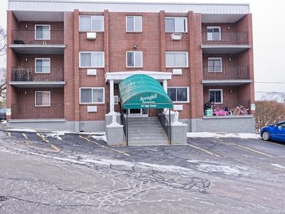 Property at 35 High St APT 16, Marlborough, MA