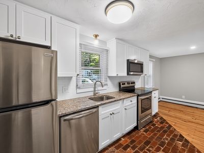 12 State Rd APT 2E