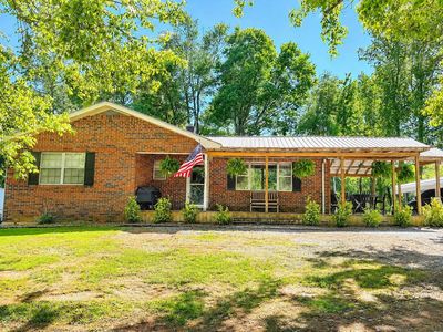148 Lester Ledbetter Ln