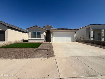 13841 Paseo Central Ave