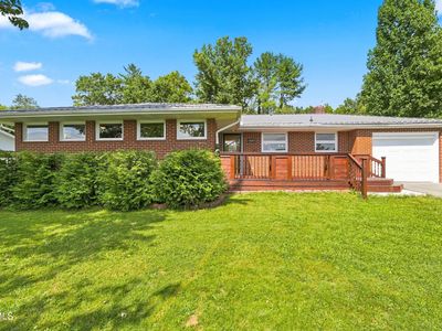 3333 Summit Dr
