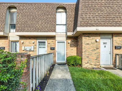 7468 Countrybrook Dr