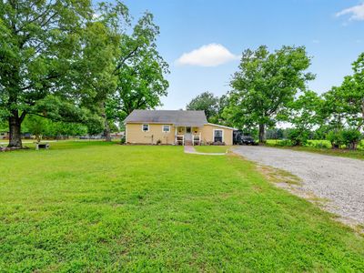 610 Crooked Creek Rd
