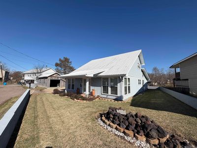 4993 Pecan Ln