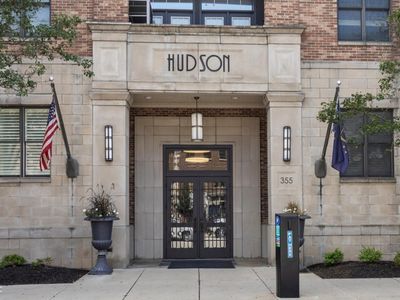 355 E Ohio St SUITE 208