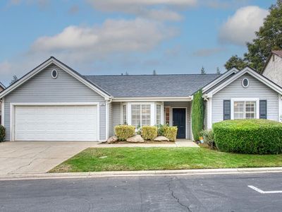 8735 N Cedar Ave UNIT 105