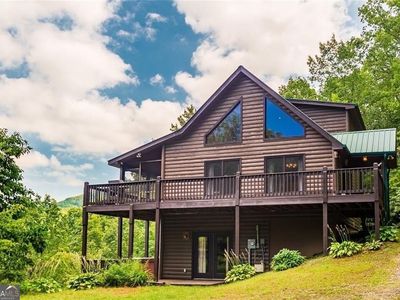 624 Rhonda Ln