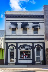 Property at 605 Sumner Ave, Humboldt, IA