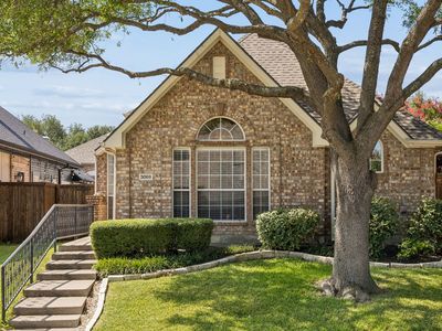 3068 Sawtooth Dr