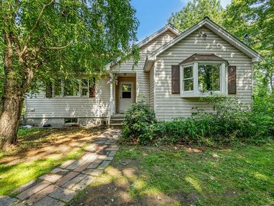 800 Town Farm Rd