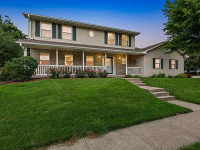 1303 Chamberlain Dr