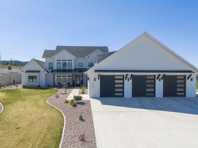 2605 Top Shelf Ave