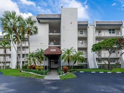 9340 Lagoon Pl APT 110