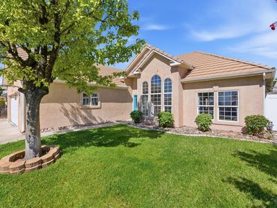 2883 E Overlook Dr