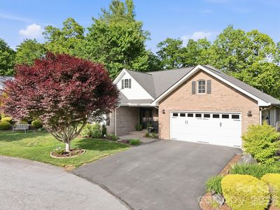 89 Dallas Dr