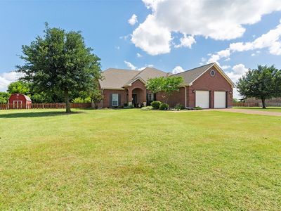 2305 Silver Maple Dr