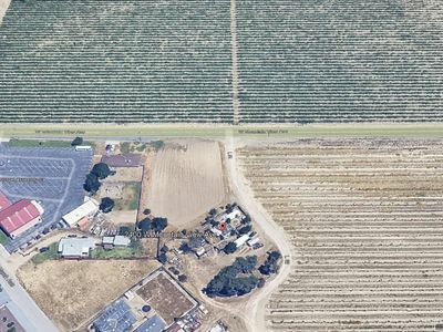 Property at 2400 W Mountain View Ave, Caruthers, CA
