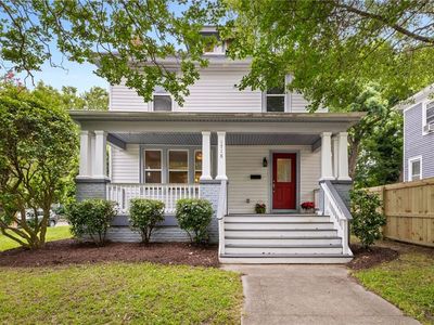 1718 Fontainebleau Cres