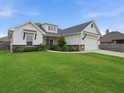 1411 Saratoga Dr
