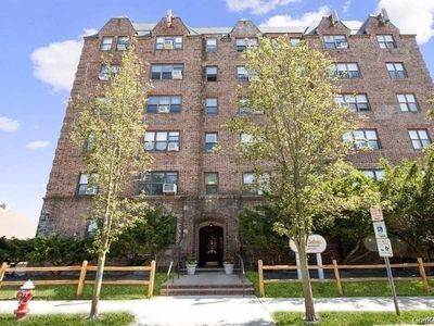 141 Wyckoff Place #4A