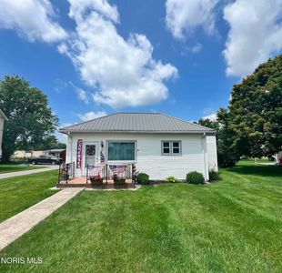418 N Main St