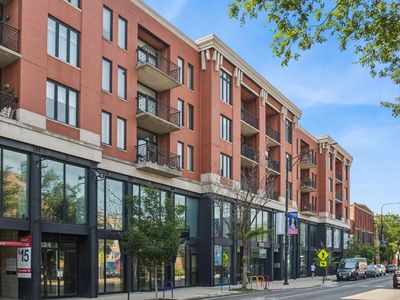 3232 N Halsted St APT D712