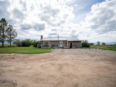 1 Carkeek Ln
