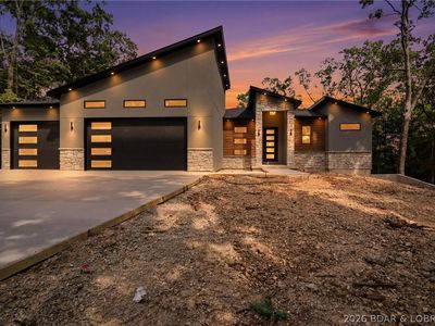 105 Fair Oaks Ln